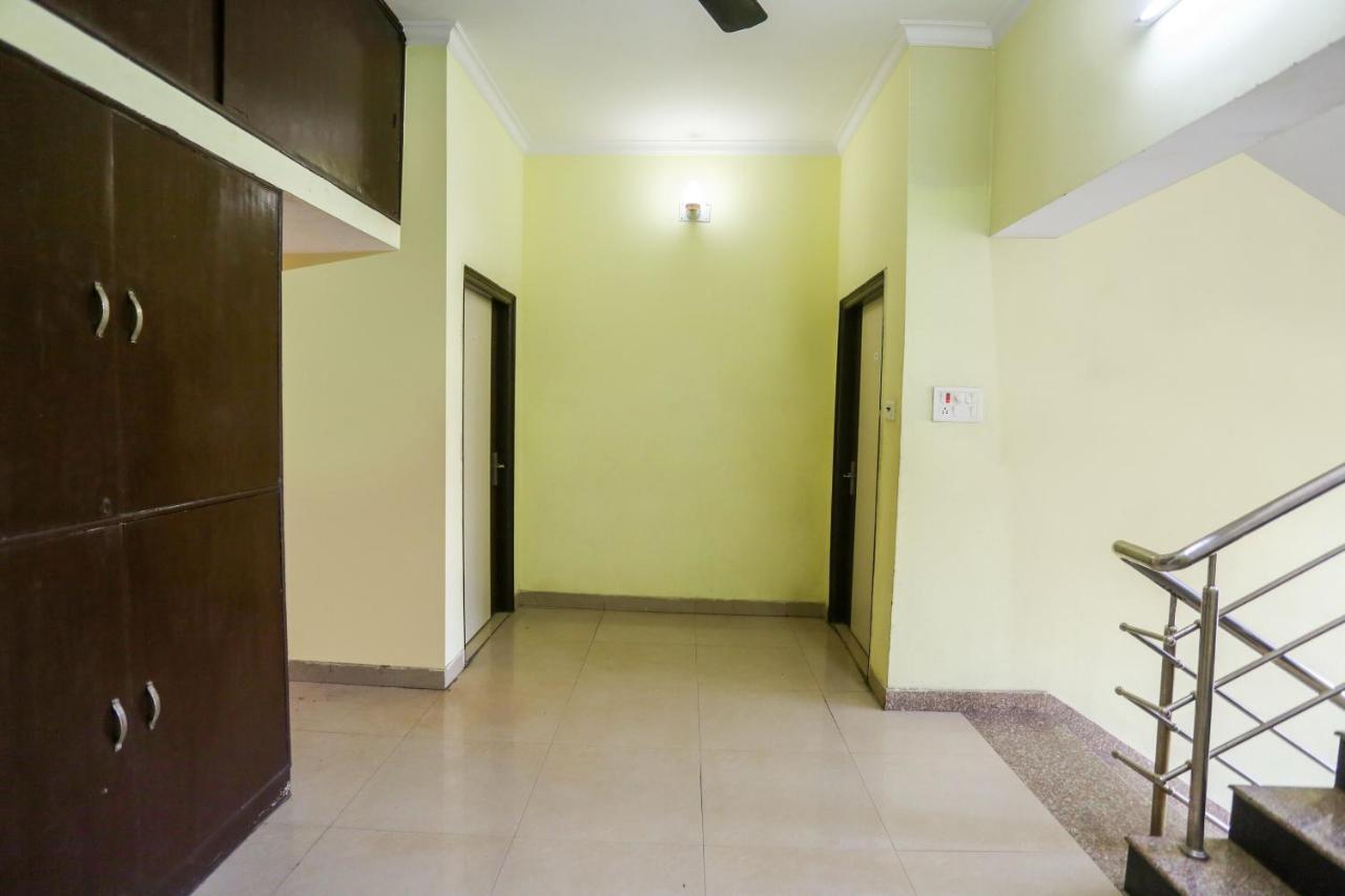 Spot On 72060 Hotel Kaushik Kakarmatha エクステリア 写真